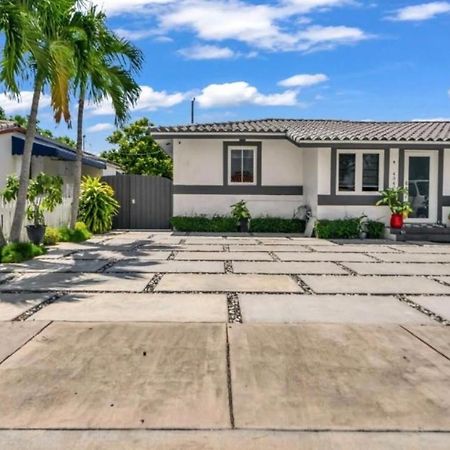 Little Gables Studio-Your Miami Escape-10Min Airport Екстериор снимка